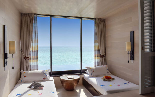 Four Seasons Resort Maldives at Kuda Huraa