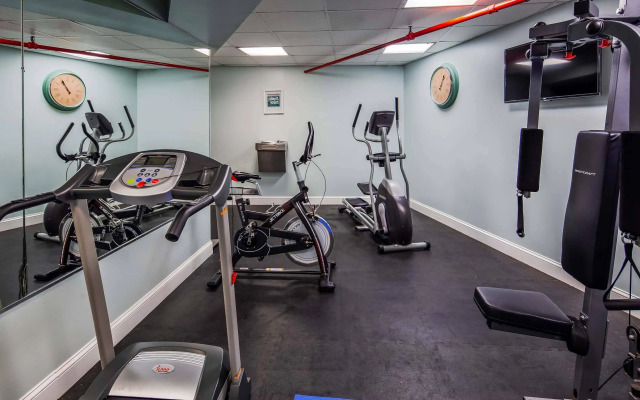 Best Western Plus Brooklyn Bay Hotel