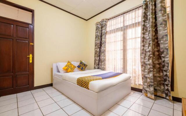 Super OYO 2672 Bee M Syariah