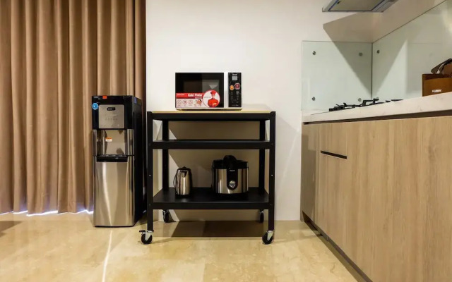 Spacious Elegant 2BR Veranda Residence @ Puri Apartment