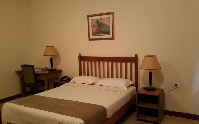 Pacific Crown Hotel