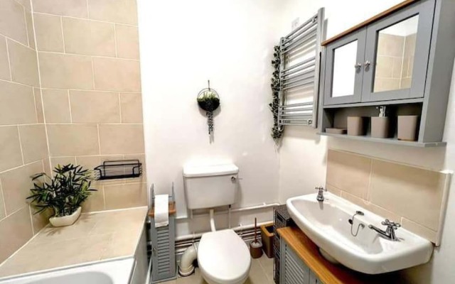 Lovely 2-bed Apartment in Liverpool