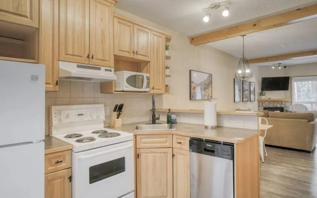 5 Mins to Banff - Cozy Townhome 2BR&2BATH - Banff Pass Included
