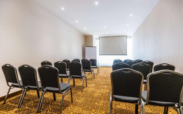 NH Collection Bogotá Teleport Royal