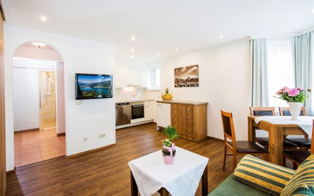 Neue Post Apartments