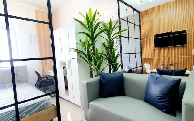 Green 2 Res Scandi-Industrial Free Wi-Fi
