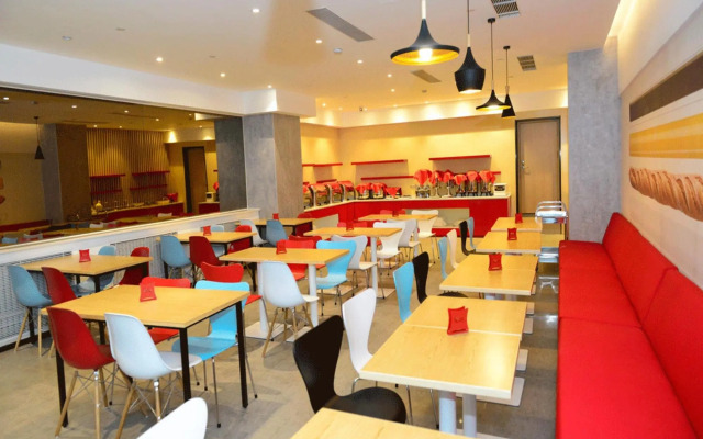 Ibis Beijing Guanzhuang Changying Middle Road Hotel
