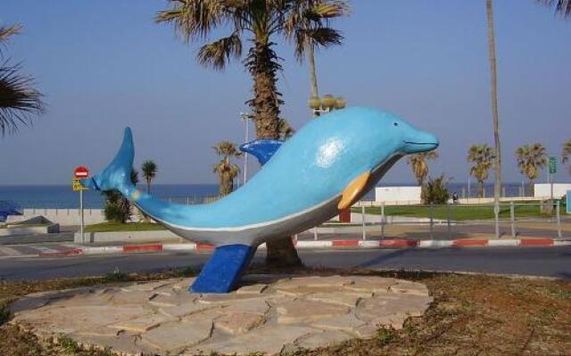 Isramax Jerusalem Apartment in Bat-Yam