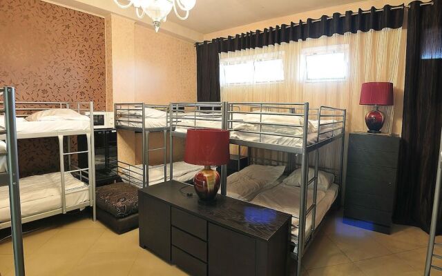 Free Zone-Hostel Praha