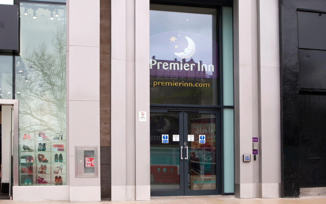 Premier Inn Edinburgh Princes Street