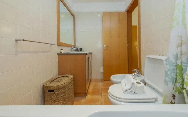 B39 - Marinapark 2 Bed Flat