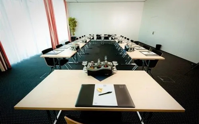 Novina Hotel Herzogenaurach Herzo-base (ex.ramada)