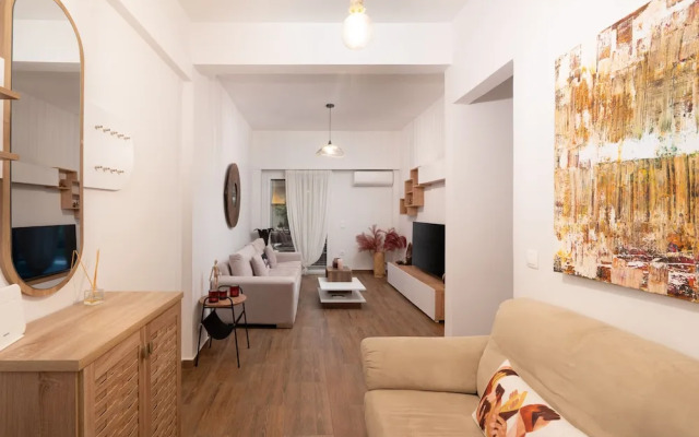 Elegant And Fresh Apt In Hip Pagrati