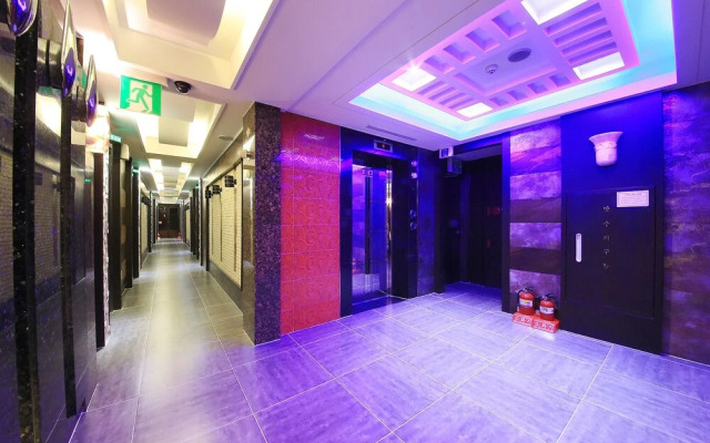 Hwagok Carlton Hotel