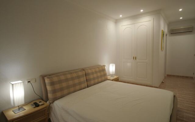 Luxurious Villa with Private Pool in Les Rotes