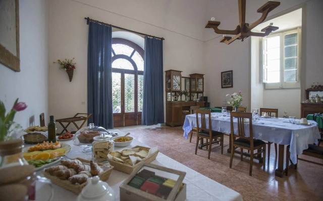 Villa De Pietro