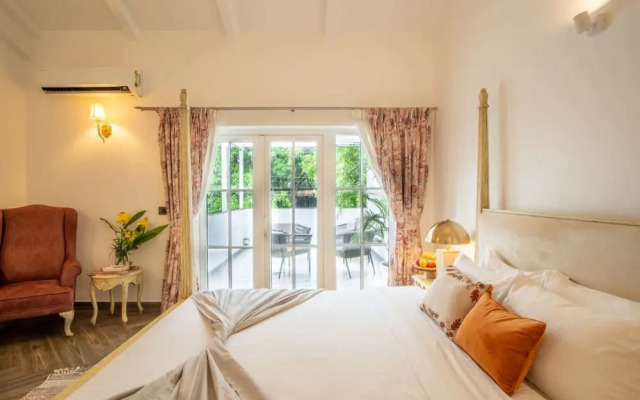 Villa Bauhinia - 5bhk With Pool 10 Mins to Beach