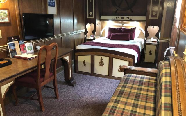 The Lafayette A grand Riverboat Era Hotel