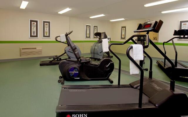 Extended Stay America Select Suites Indianapolis N Carmel