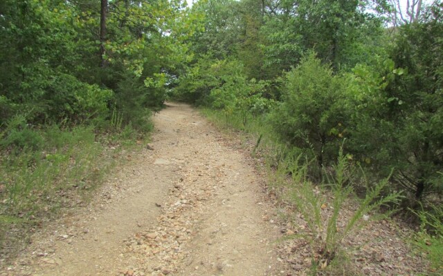 Scenic Terrace 2 Bedroom Condo by Redawning