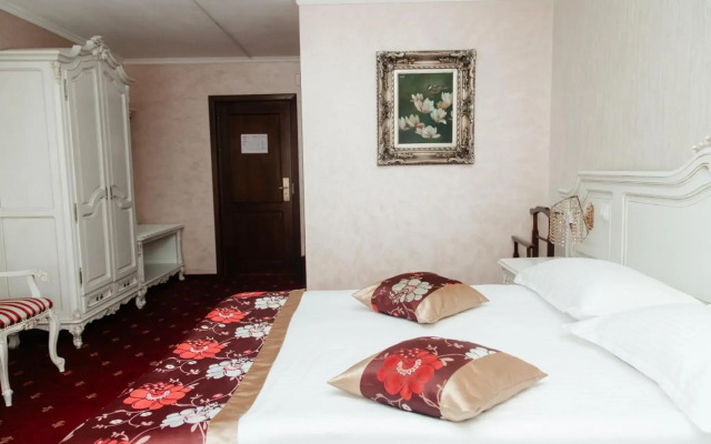 Hotel Capitol