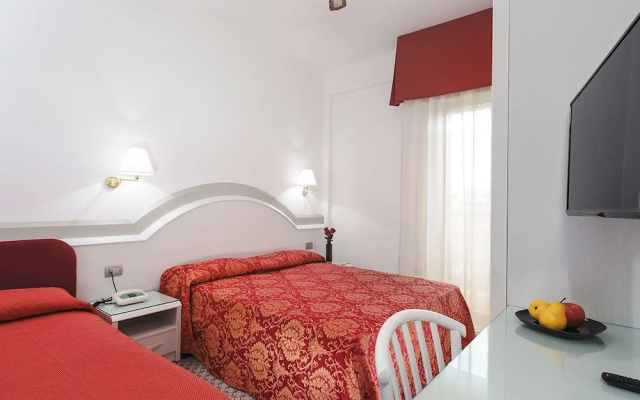 Hotel Caravelle