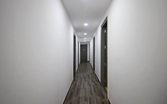OYO Flagship 589 Dwarka