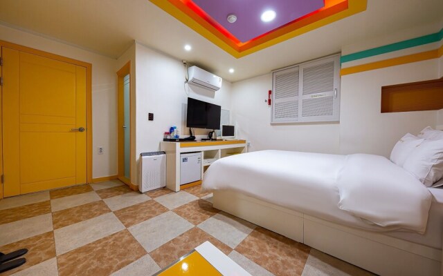 Cheonan Hotel Sarang