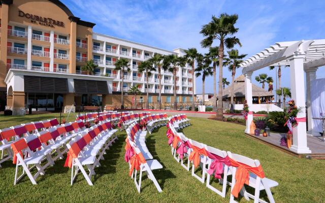 DoubleTree by Hilton Hotel Galveston Beach