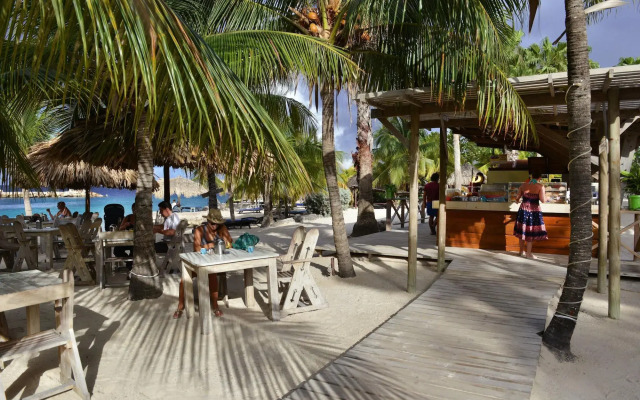 LionsDive Beach Resort