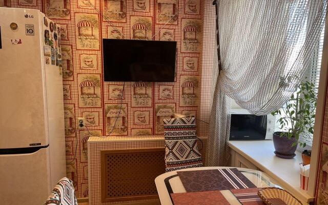 Апартаменты на проспекте Космонавтов 38