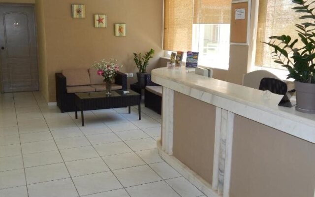 Apollon Studios & Apartments