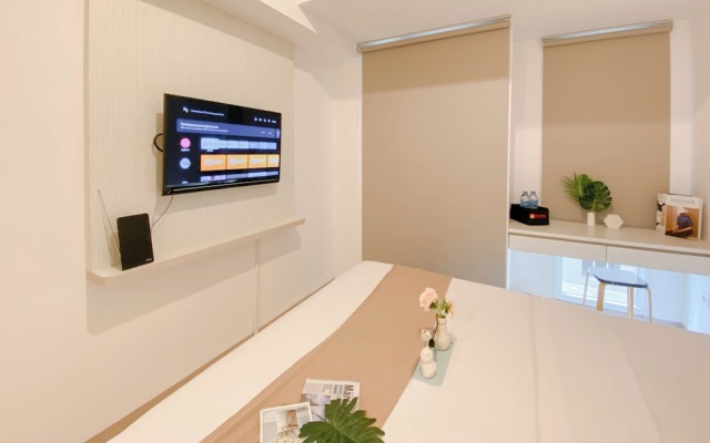 Comfy Studio at 9th Floor Tokyo Riverside PIK 2 Apartment – Guest Rooms – Jakarta