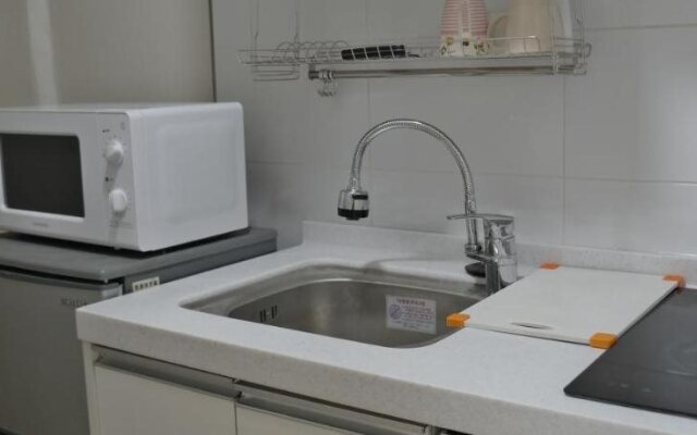 Golden Pond Guest House
