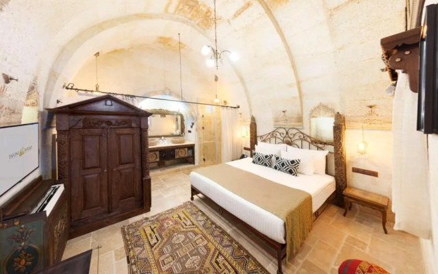 Tafoni Villa Cappdocia