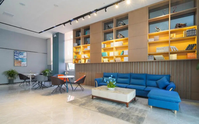 Rezen Select (Guiyang Longdongbao Airport)