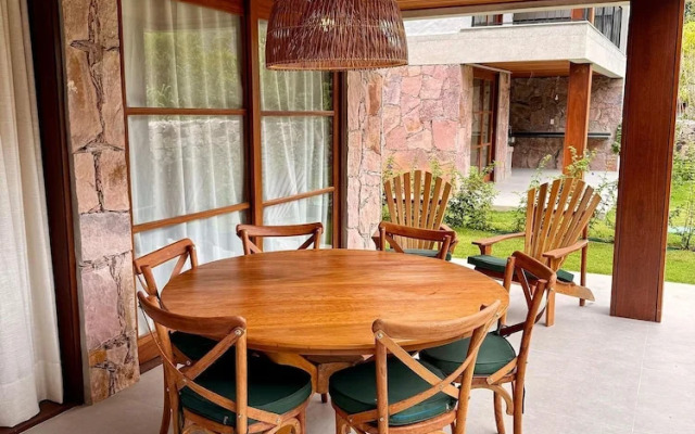 Refúgio Elegante e Confortável 25