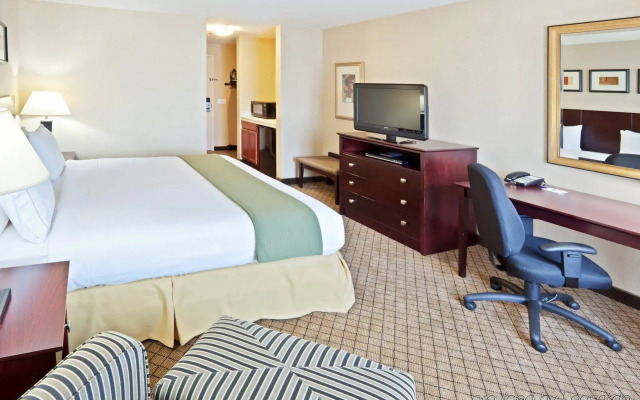 Holiday Inn Express Suites Sumner by IHG