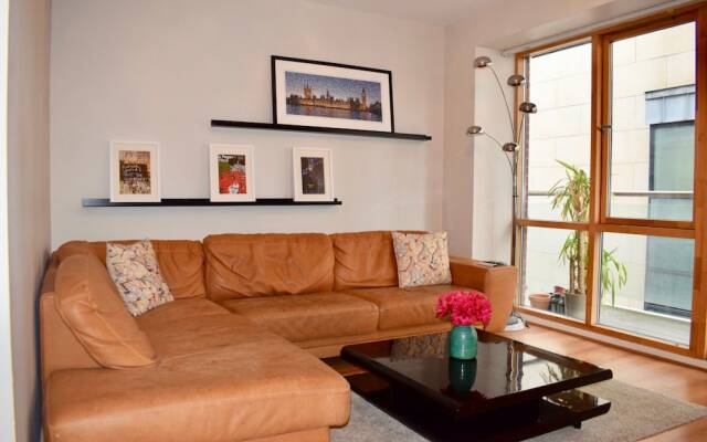 Modern 2 Bedroom Apartment in Dublin City Centre