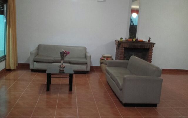 Hotel Roble