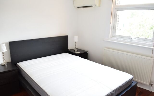 2 Bedroom Maisonette in Barons Court