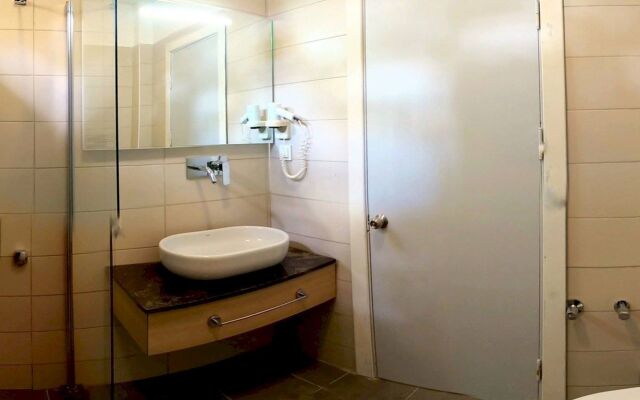 Club Nimara Beach Resort