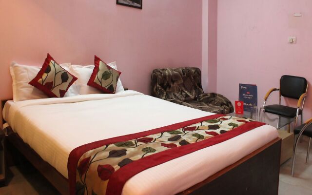 OYO Flagship 87482 Hotel Lord Shiva