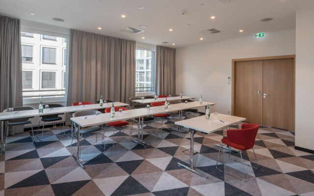 Holiday Inn Express Munich City West by IHG
