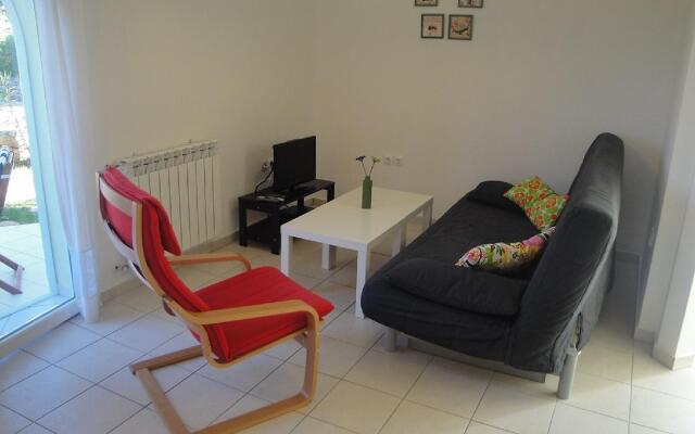 Savic Z - One Bedroom No.2