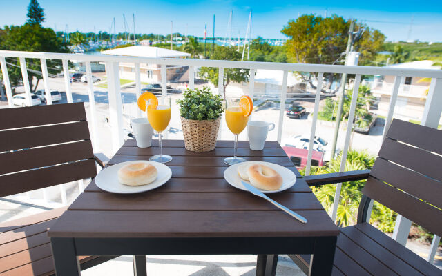 Skipjack Resort & Marina