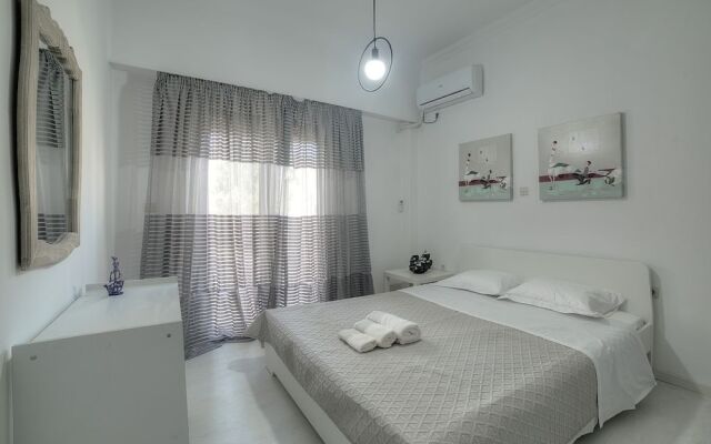 Cosy apartment in Glyfada center