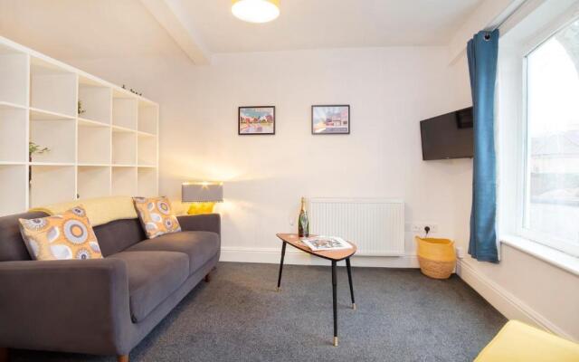 Abbotts Mews - Studio Apartment