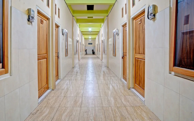 OYO Life 91884 Kost Kusuma Dewi Syariah