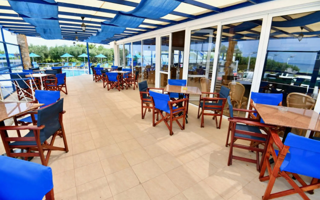 Summer View Hotel